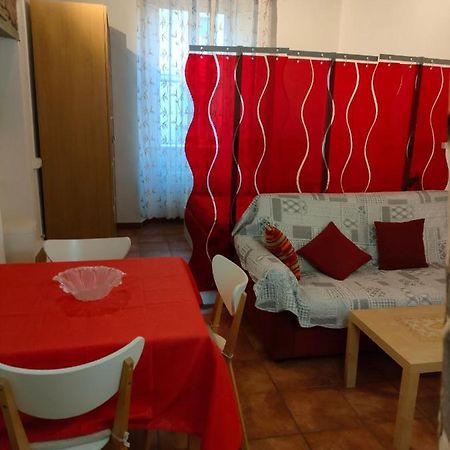 Mini Appartamento Ливорно Екстериор снимка